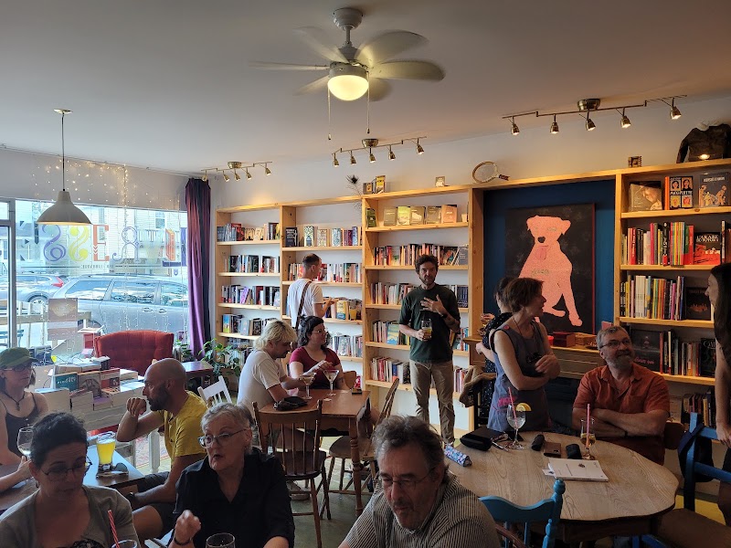 Bar-Librairie Livresse photo 3