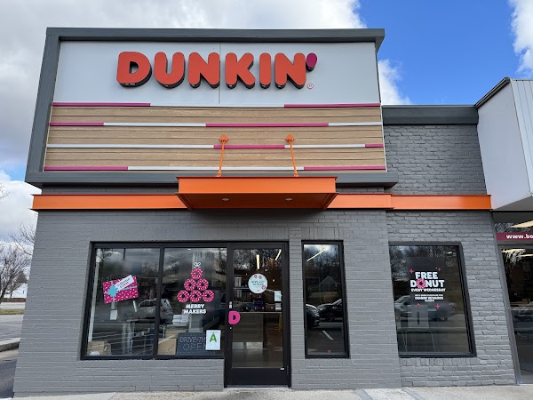 DUNKIN #351288 exterior