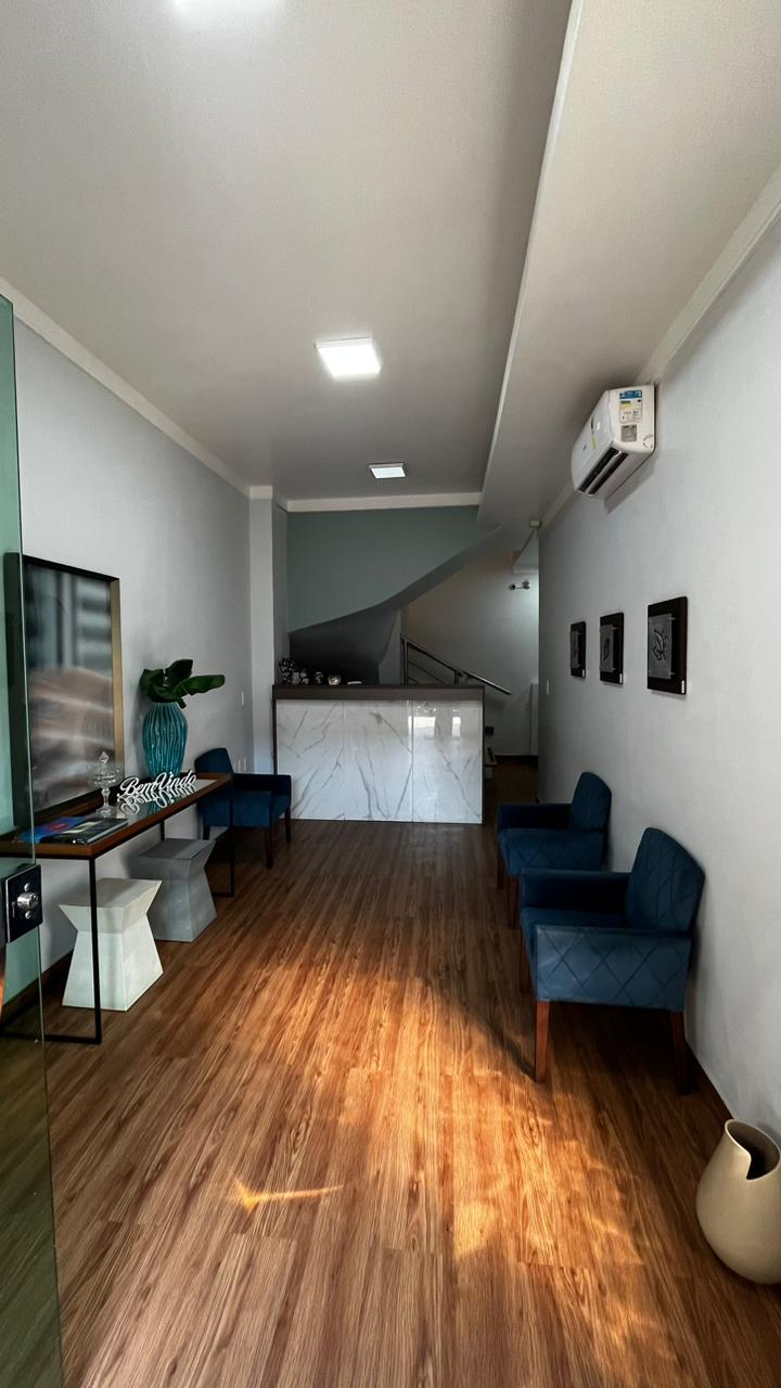 Dra. Caroline Resem - Cirurgiã-dentista Mestre em Ortodontia - foto 4