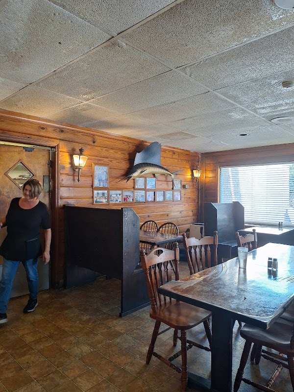 Easterby's Family Grille photo 4