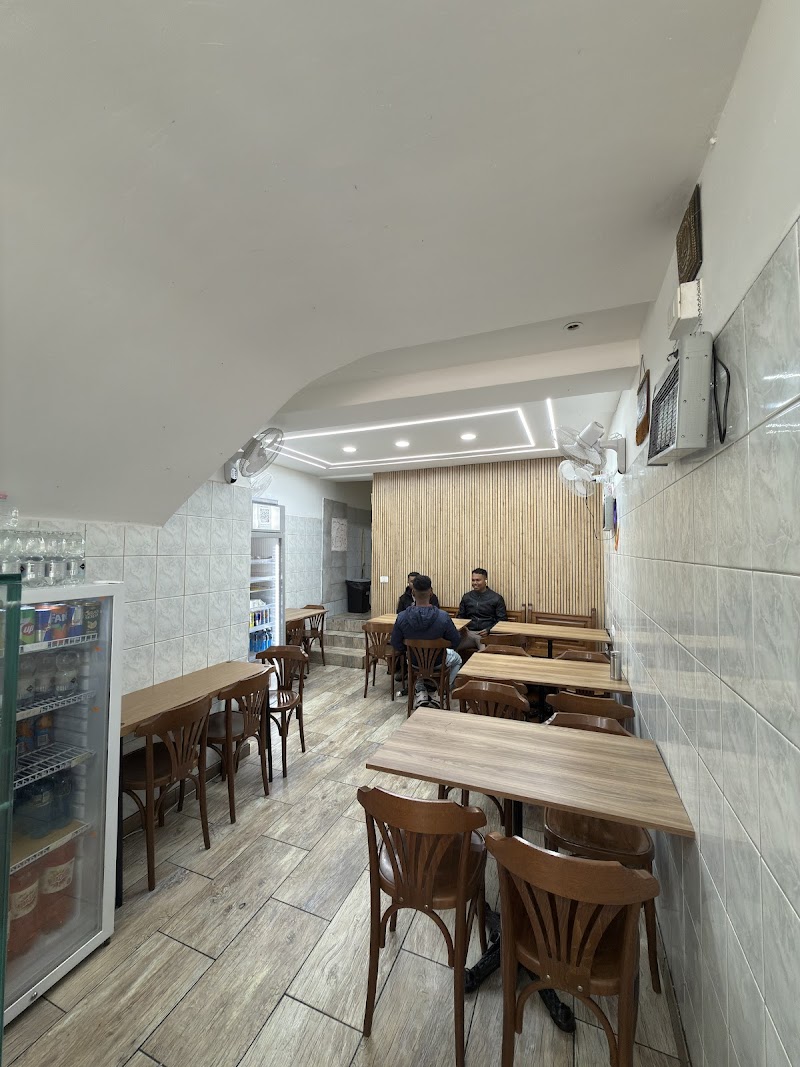 Madina Halal Kebab Restaurant photo 4