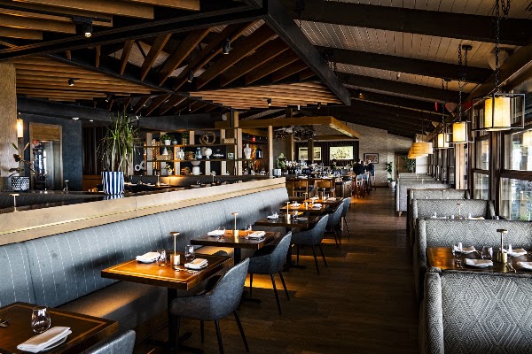Castaway Restaurant, Bar & Special Events