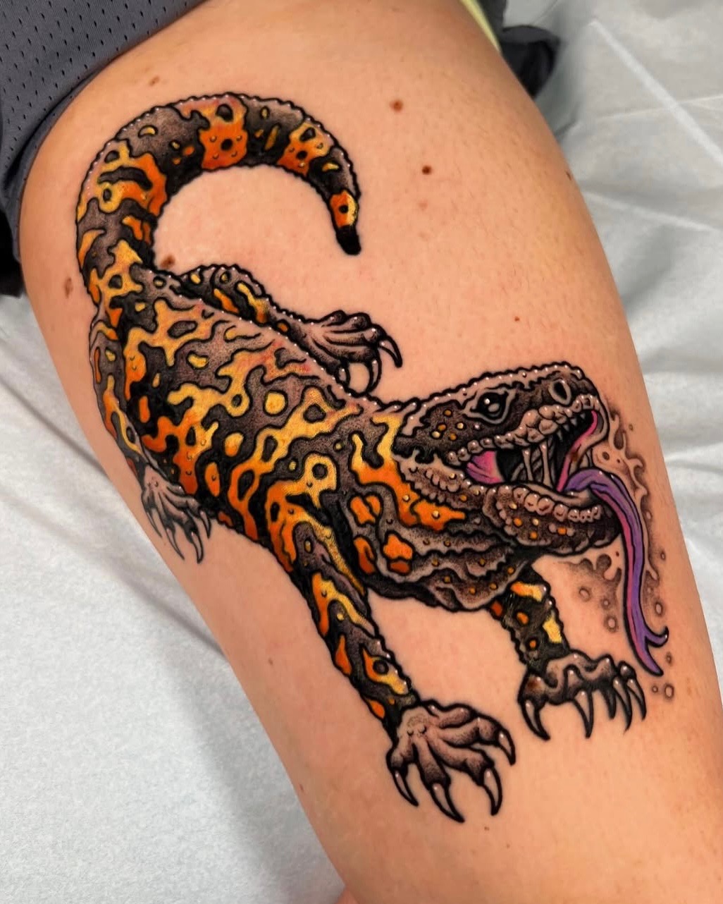 Twin Suns Tattoo tattoo work — photo 3
