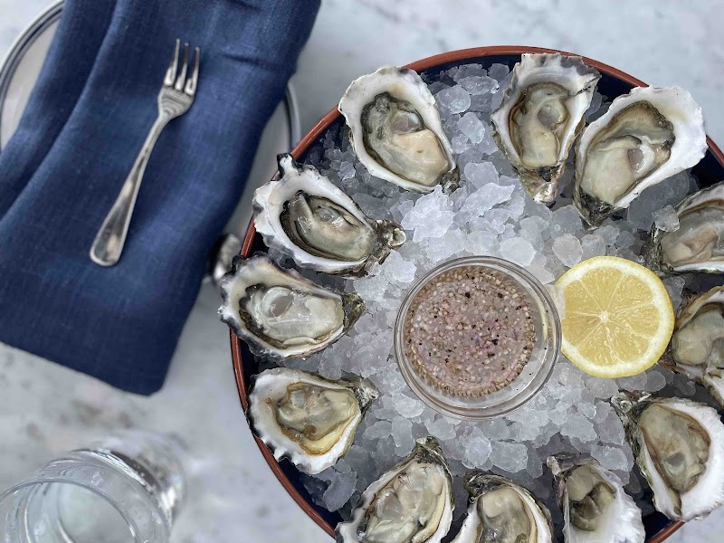 Loulou Bistro, Boulangerie & Traiteur photo 10