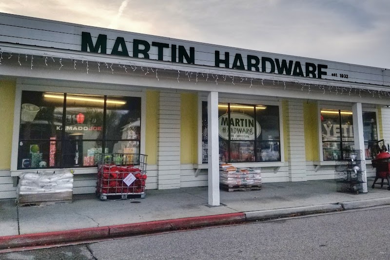 Martin Hardware photo