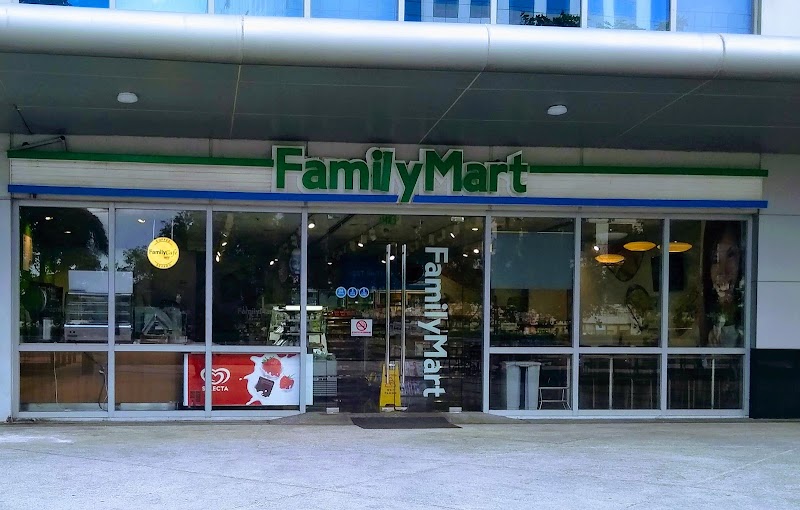 FamilyMart Science Hub
