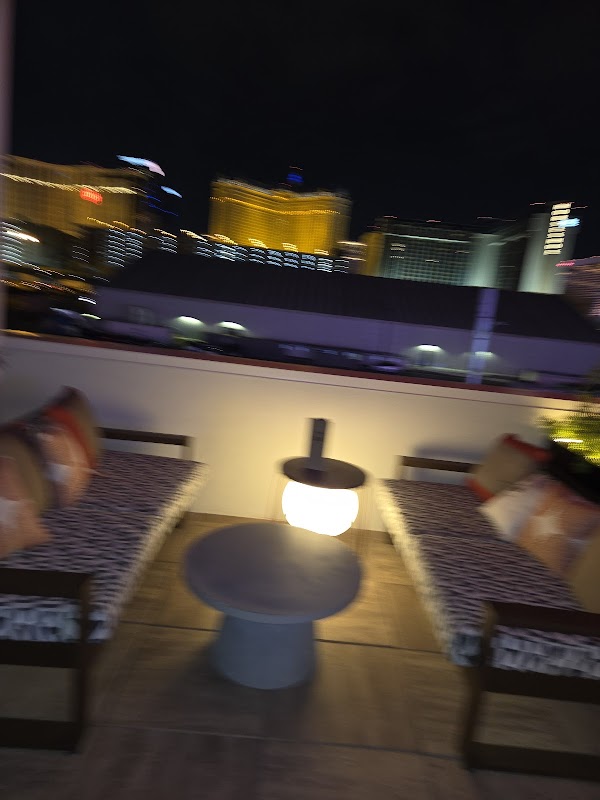 The Deck Rooftop Bar photo 7