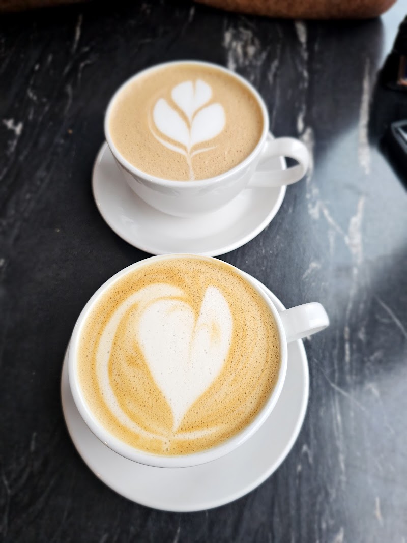 Two Bees Cafe & Patisserie photo 4