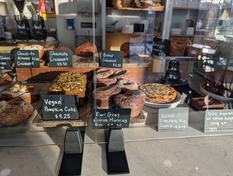 Two Bees Cafe & Patisserie photo 4