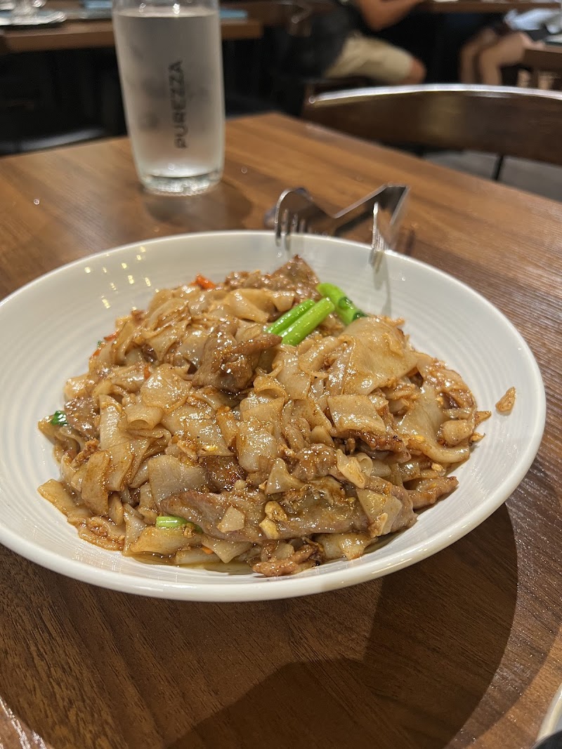 The Curve Thai Restaurant photo 10