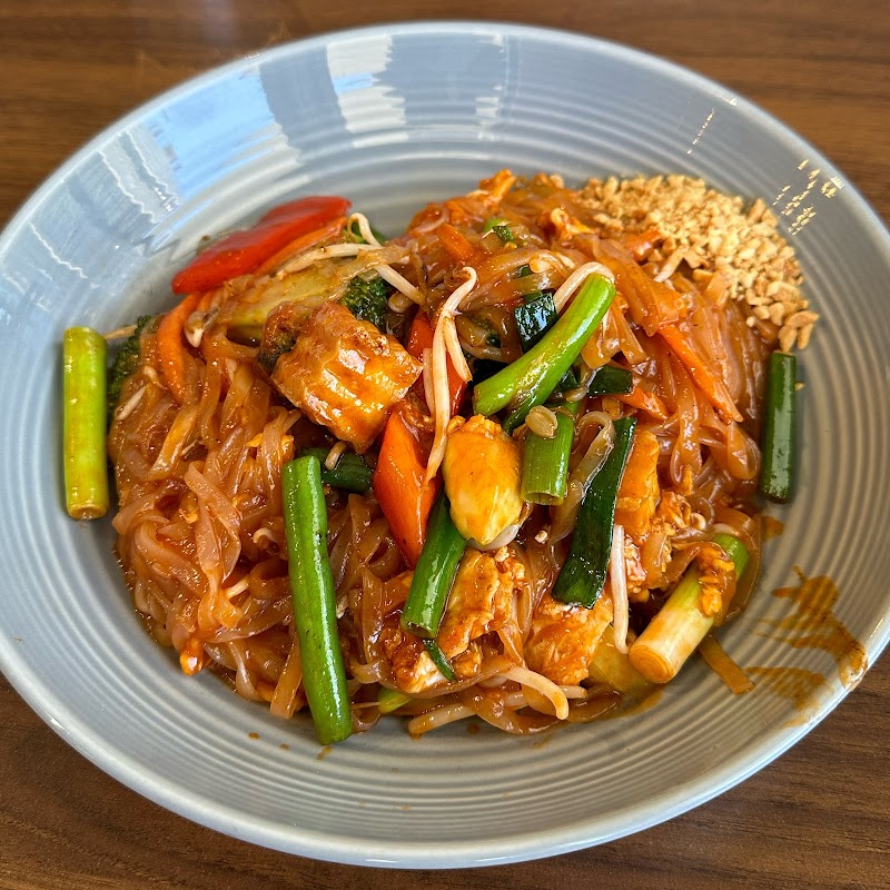 The Curve Thai Restaurant photo 7