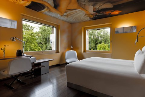The Hotel Luzern, Autograph Collection 4