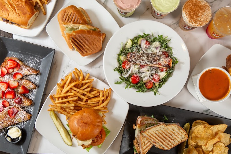 Living Room Coffeehouse - College Area photo 2