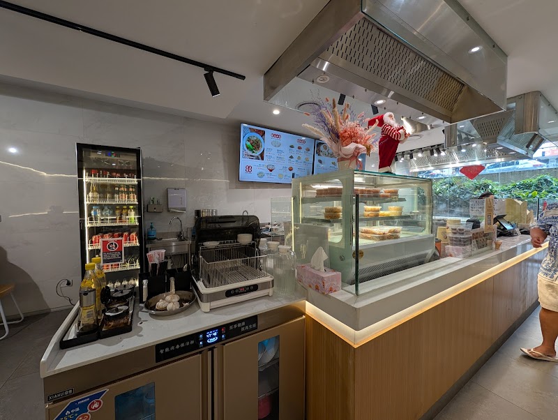 Jenny ‘s Bun photo 5