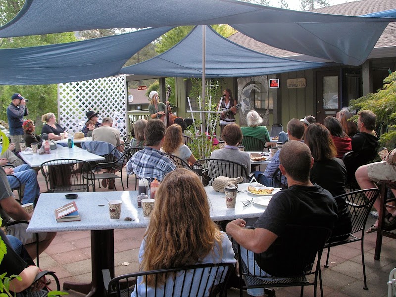 Sierra Rizing | Bakery, Coffee House & Catering photo 1