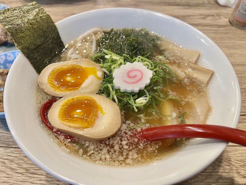 伊吹いりこ醤油らぁ麺 麺屋おおやま 写真4
