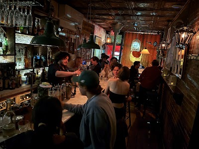 Entwine Cocktail Bar photo 4