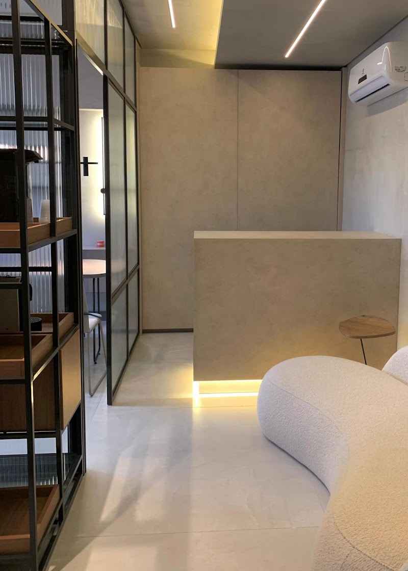 Dra Maria Laura Medeiros | Dentista | Sisos | Implantes | Bruxismo | Laserterapia | Rio Tavares - foto 4