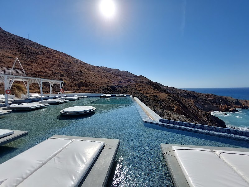 Golden Beach Resort Anafi