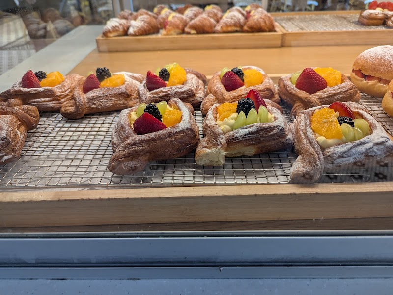 Paris Baguette photo 2