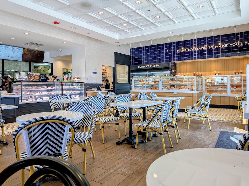 Paris Baguette photo 2