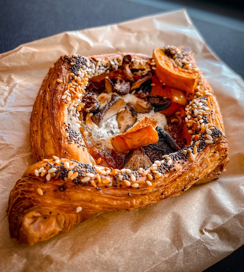 Tartine Santa Monica photo 2