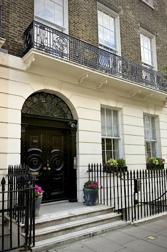 Berkeley Hair Clinic logo