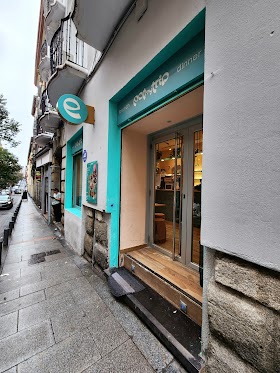 EatMyTrip Gran Via - Specialty Coffee & Brunch Madrid