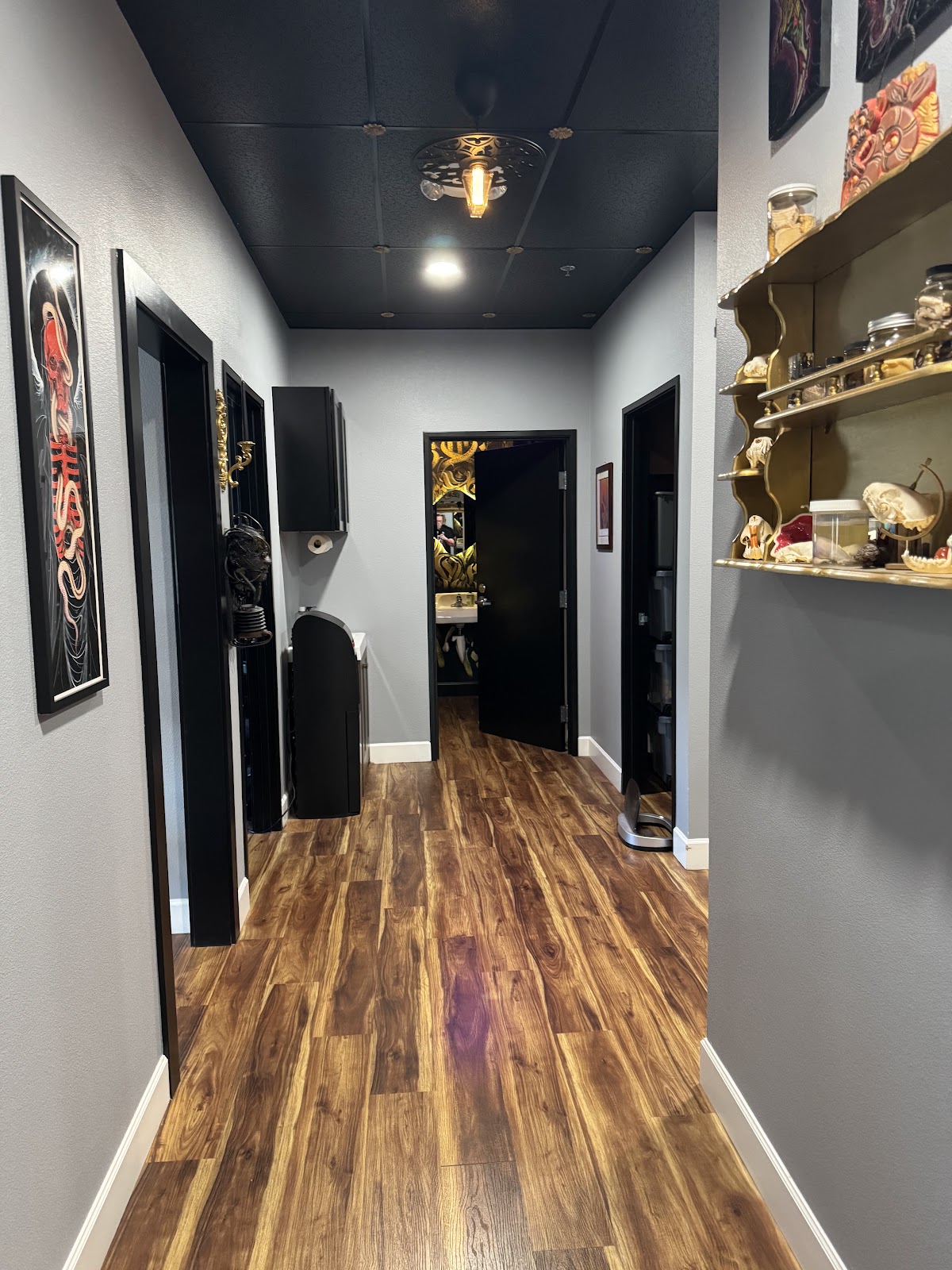 Dead Gods Tattoo tattoo parlor in Tigard, OR