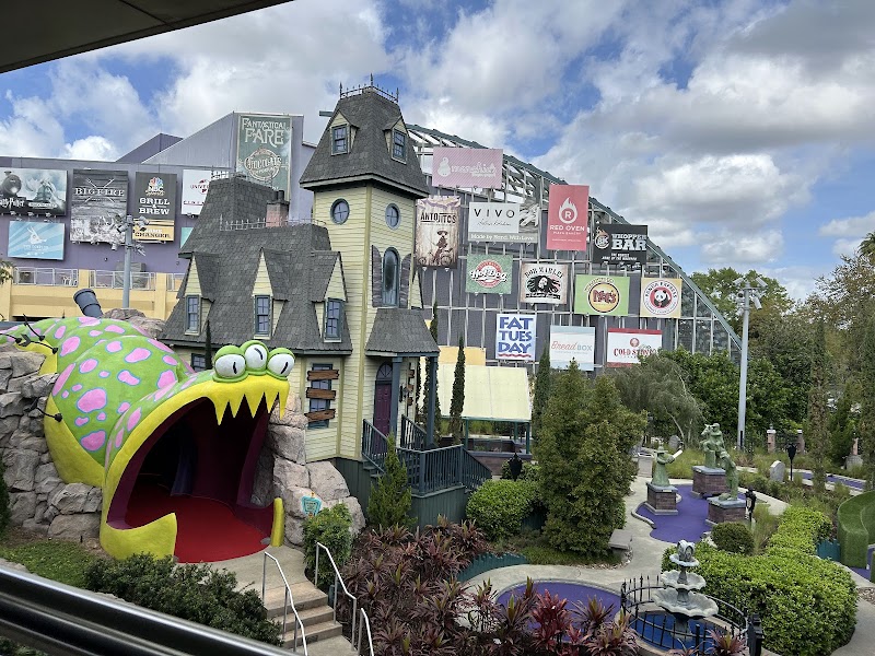 Hollywood Drive-In Golf — Miniature Golf Course in Orlando