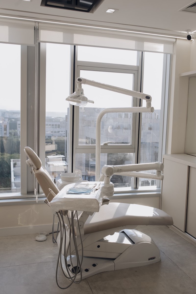 Dra. Roberta Dantas, Invisalign - Barra da Tijuca - foto 2