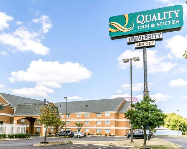 QUALITY INN & SUITES exterior