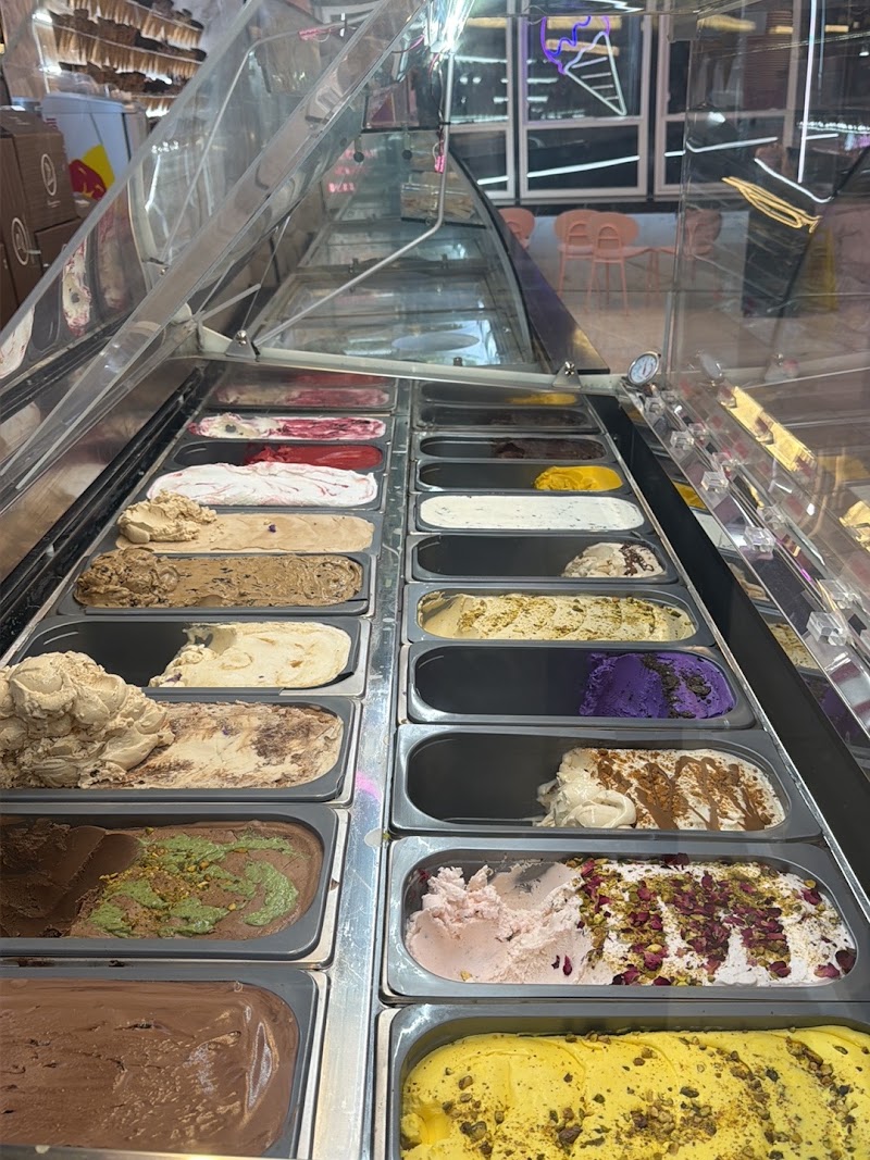 Ricardo's (Bubble Tea, Ice Cream, Coffee) - White Rock photo 4