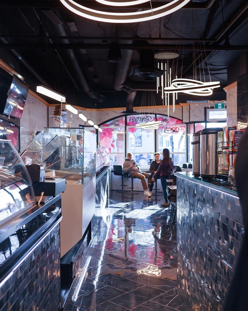 Ricardo's (Bubble Tea, Ice Cream, Coffee) - White Rock photo 1