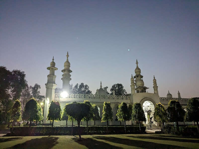 Central Mosque, Jamia Millia Islamia photo 5