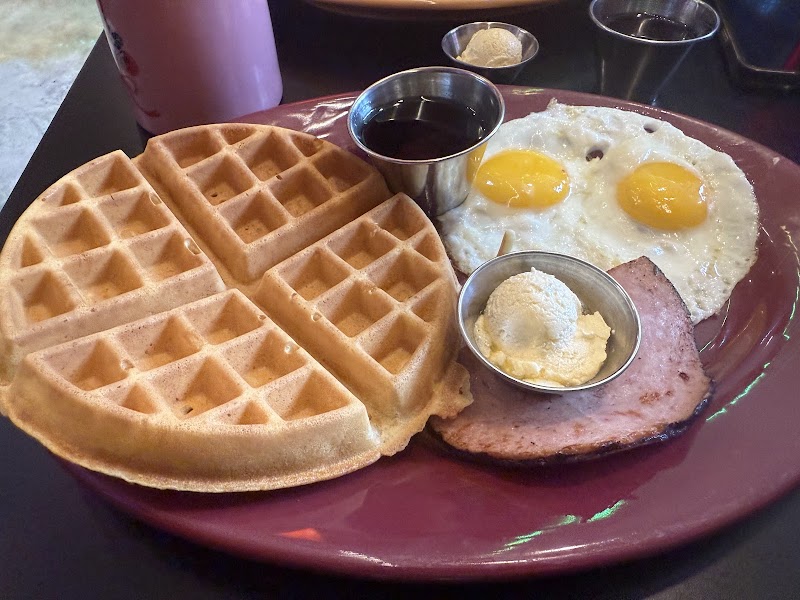 WiseCracks Cafe photo 3