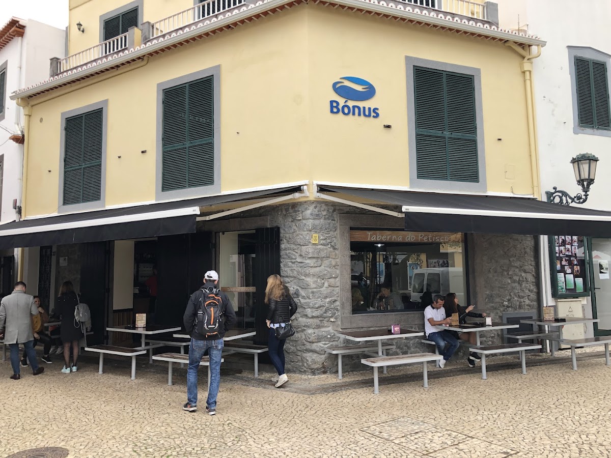 Taberna do Petisco in madeira