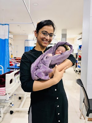 Dr Ayushi Agrawal MS DNB OBGYN (Gold Medalist) Best Gynecologist in Ambikapur - Image 3