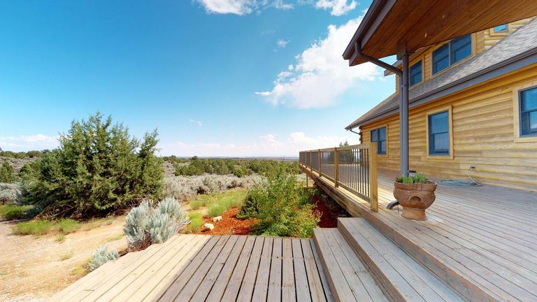 W - W Guest Ranch