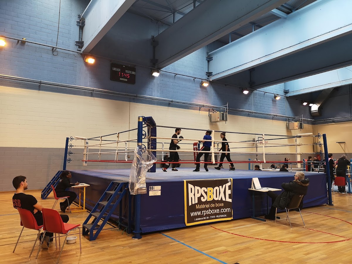 Centre Sportif Léon Biancotto, vue extérieure