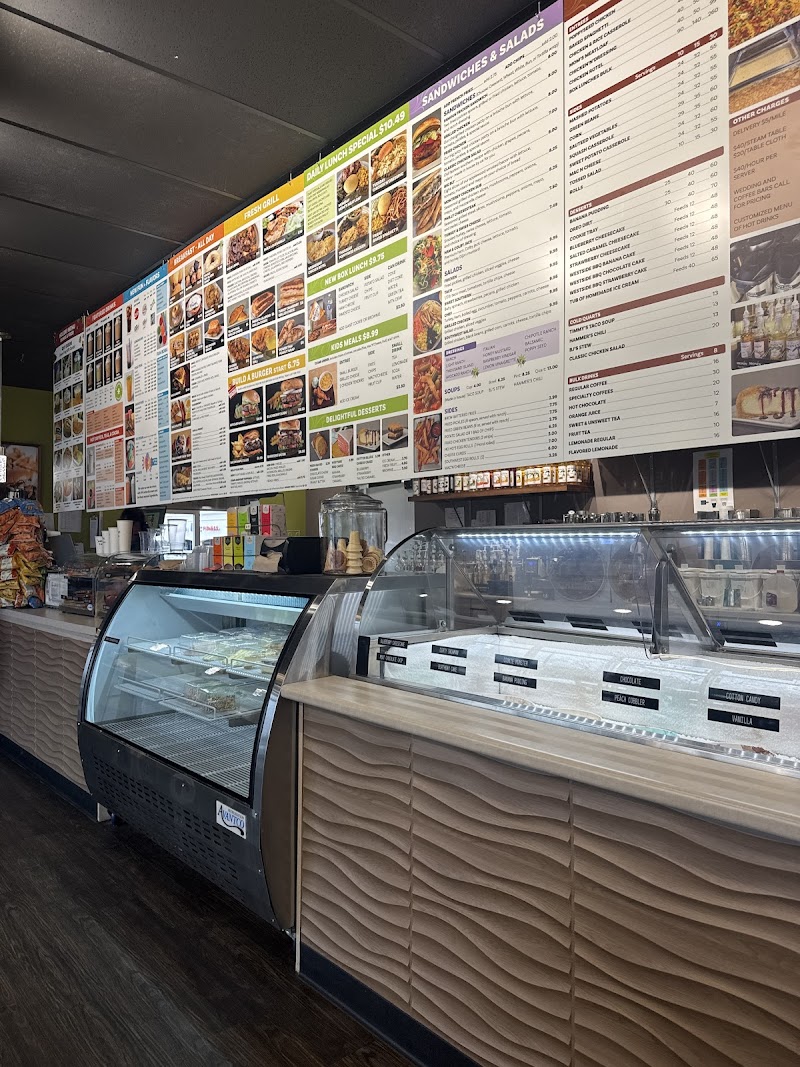 Green Frog Coffee & Grill Dyersburg photo 2