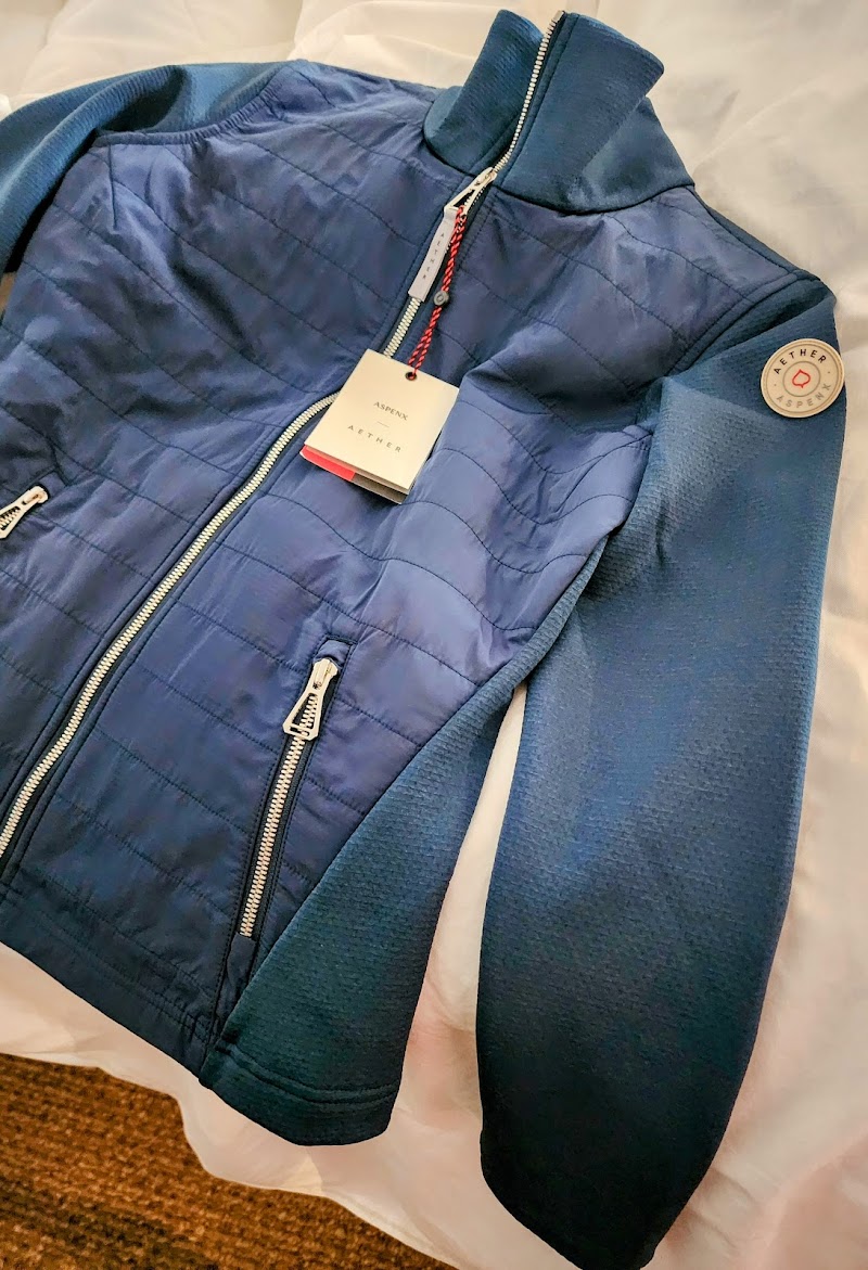 Aspen Collection photo 3