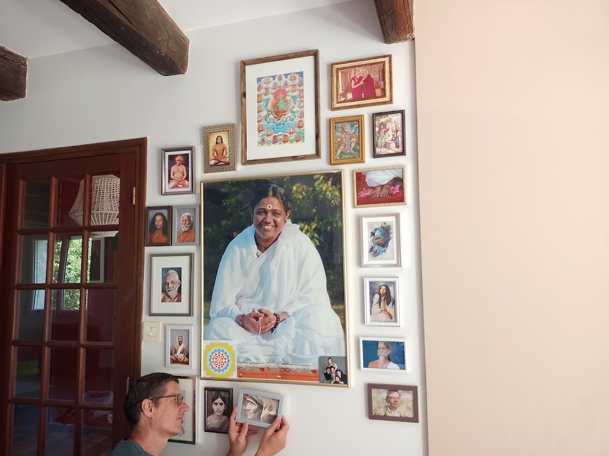 Yoga Ekongkar — 3