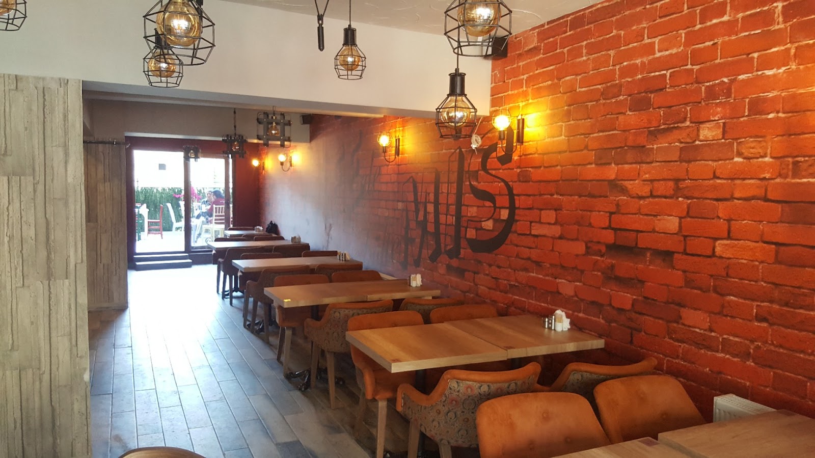 Cafemis Bistro mekanı