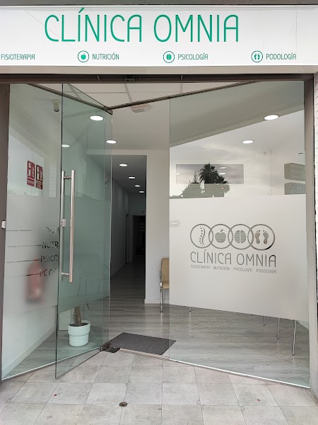 Clínica Omnia. Fisio, masajes, terapia, podología, deporte y medicina estética