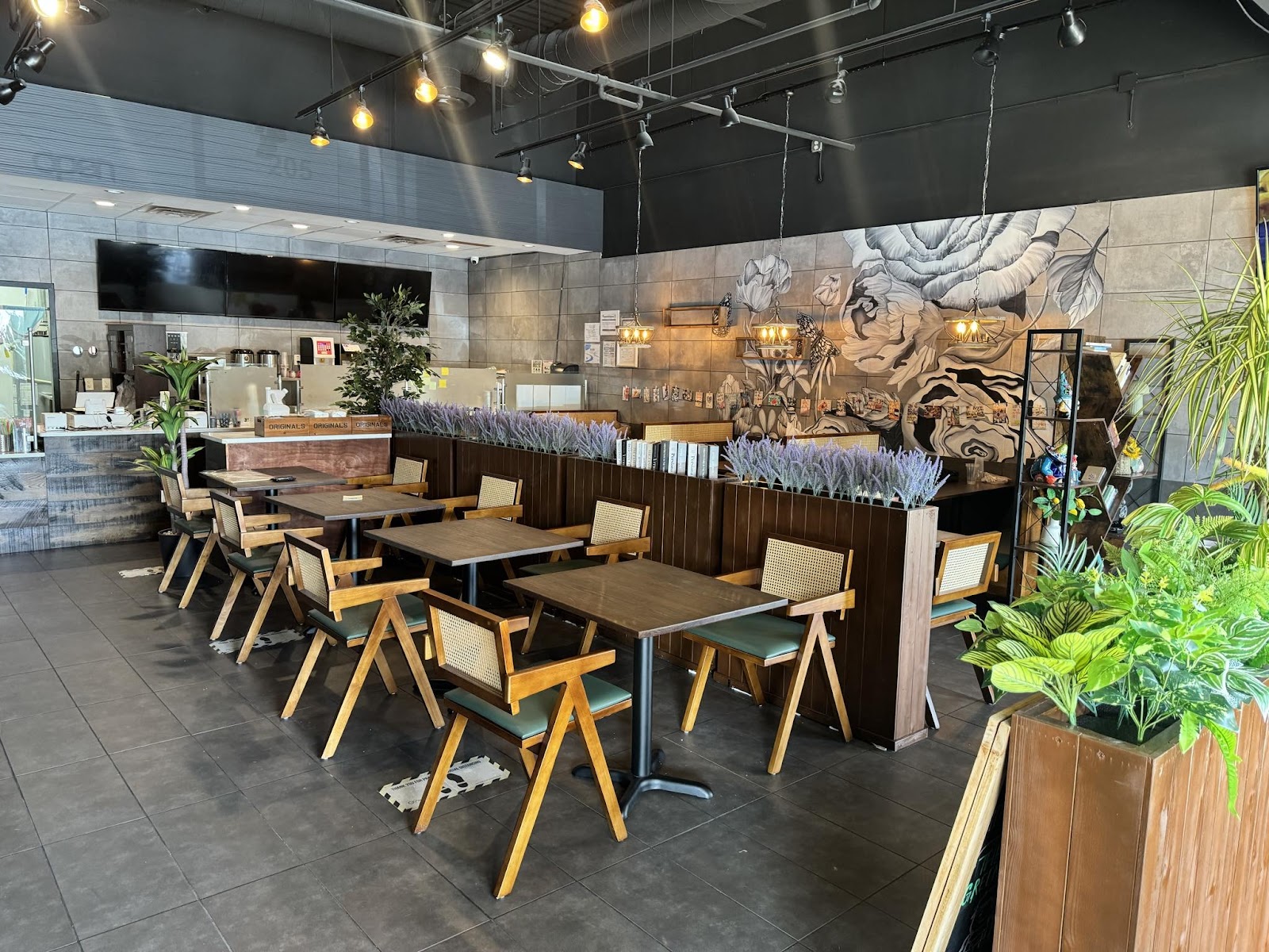 Goodwin Tea House & More 古韵