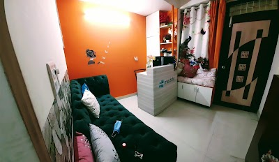 Dr Mohini Soni clinic, best gynecologist in delhi/ best Gynecologist in vasant kunj - Image 2