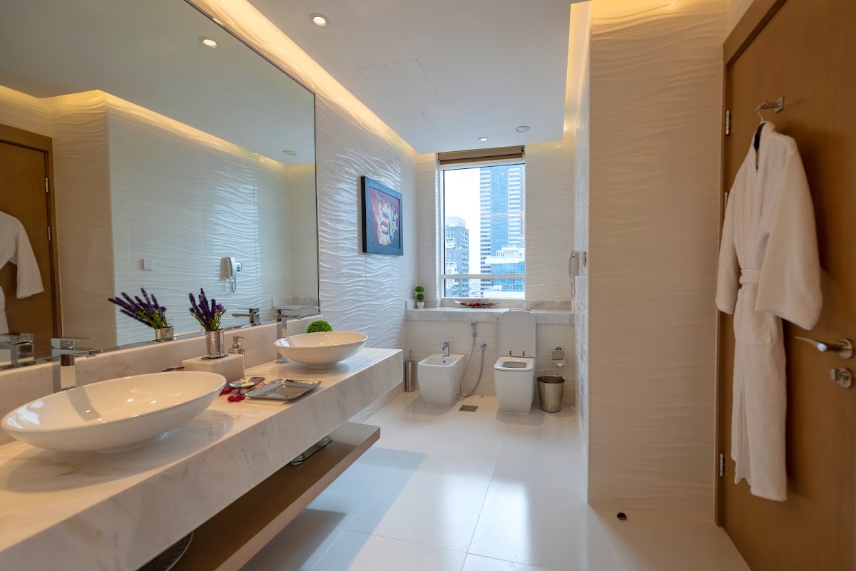 Canal Central Hotel Business Bay Dubai 4