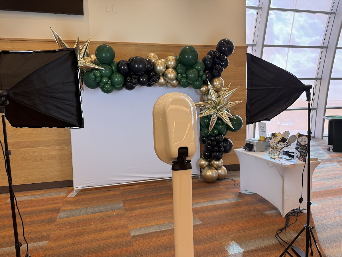 Glam Shots Miami Photo Booths: Google Places image 5