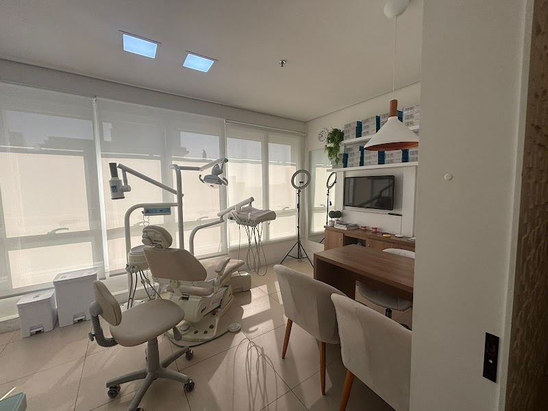 Dra Marcielle Peters | Dentista em Porto Alegre